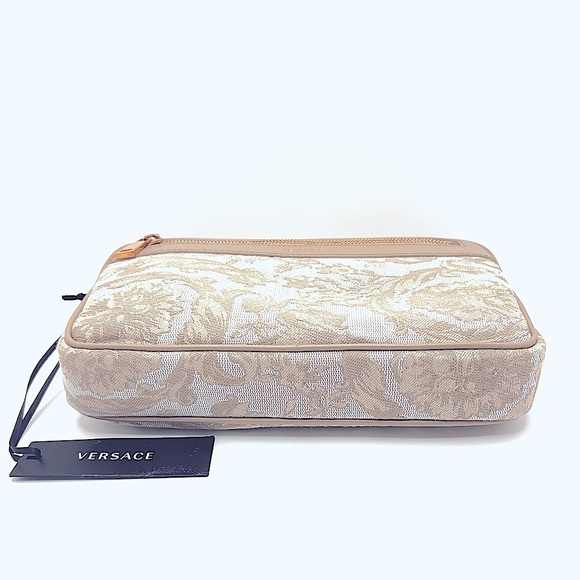 Authentic VERSACE Jacquard Athena Leather Clutch Wristlet Bag Accessories NWT - Picture 3 of 7